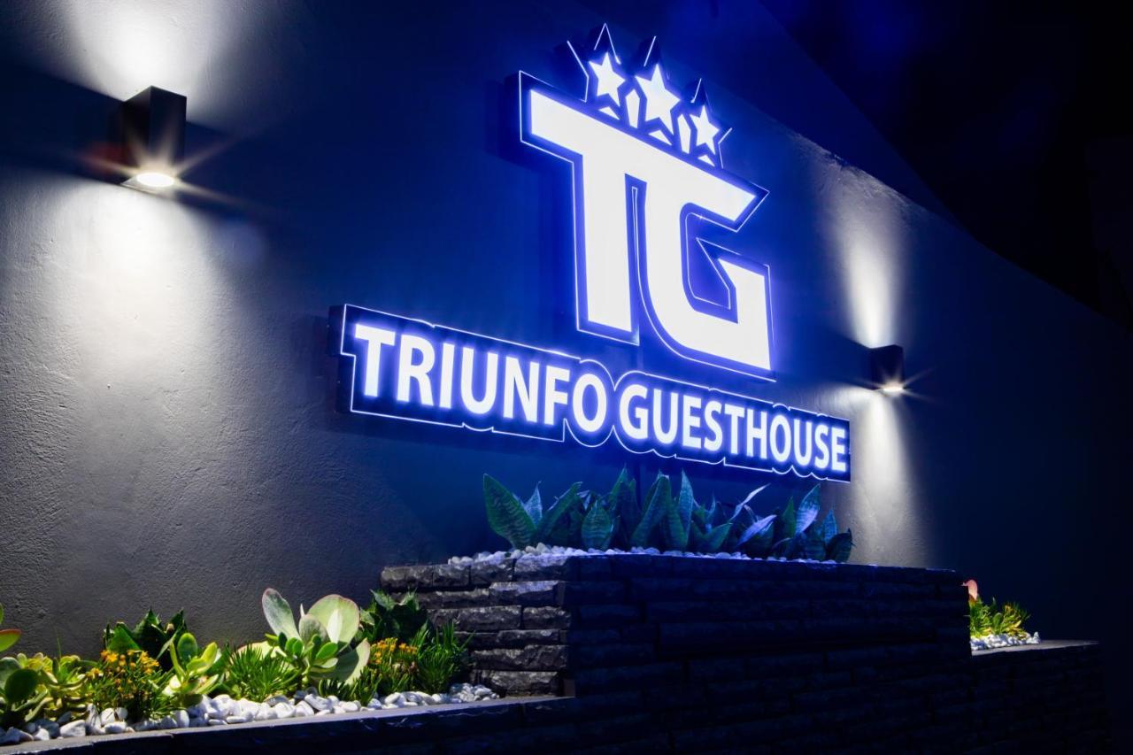 Triunfo Guest House Maputo Buitenkant foto